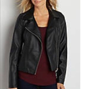 MAURICES 🍁Faux leather moto jacket